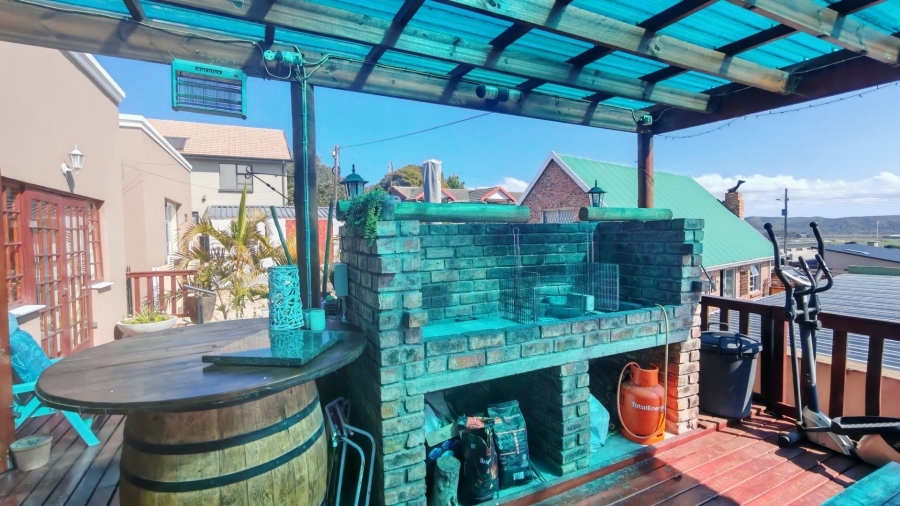 3 Bedroom Property for Sale in Fraaiuitsig Western Cape
